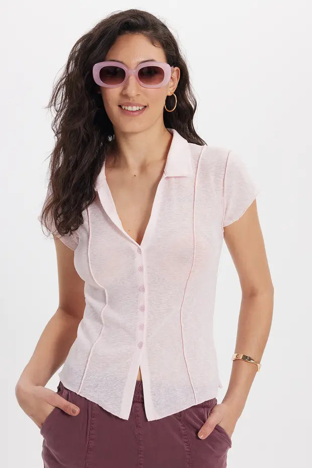 Women's slim fit short sleeve shirt with collar - pink