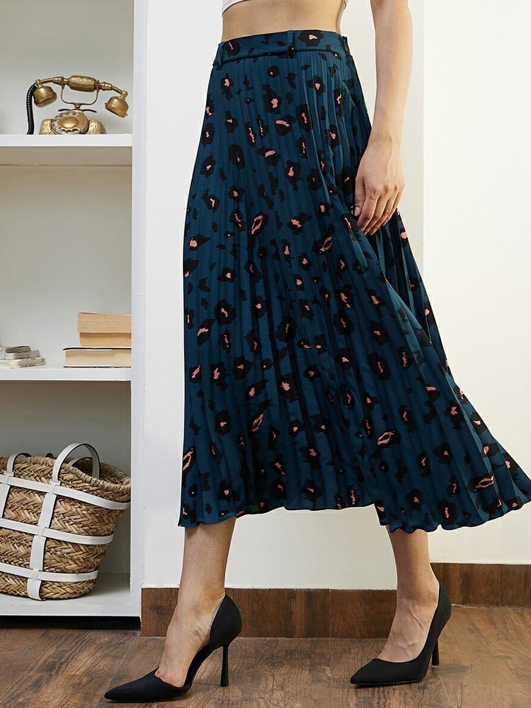 Folk Republic Women Blue & Orange Animal Printed Elastic Waist Slip-On Accordion Pleated A-Line Midi Skirt - #folk republic#
