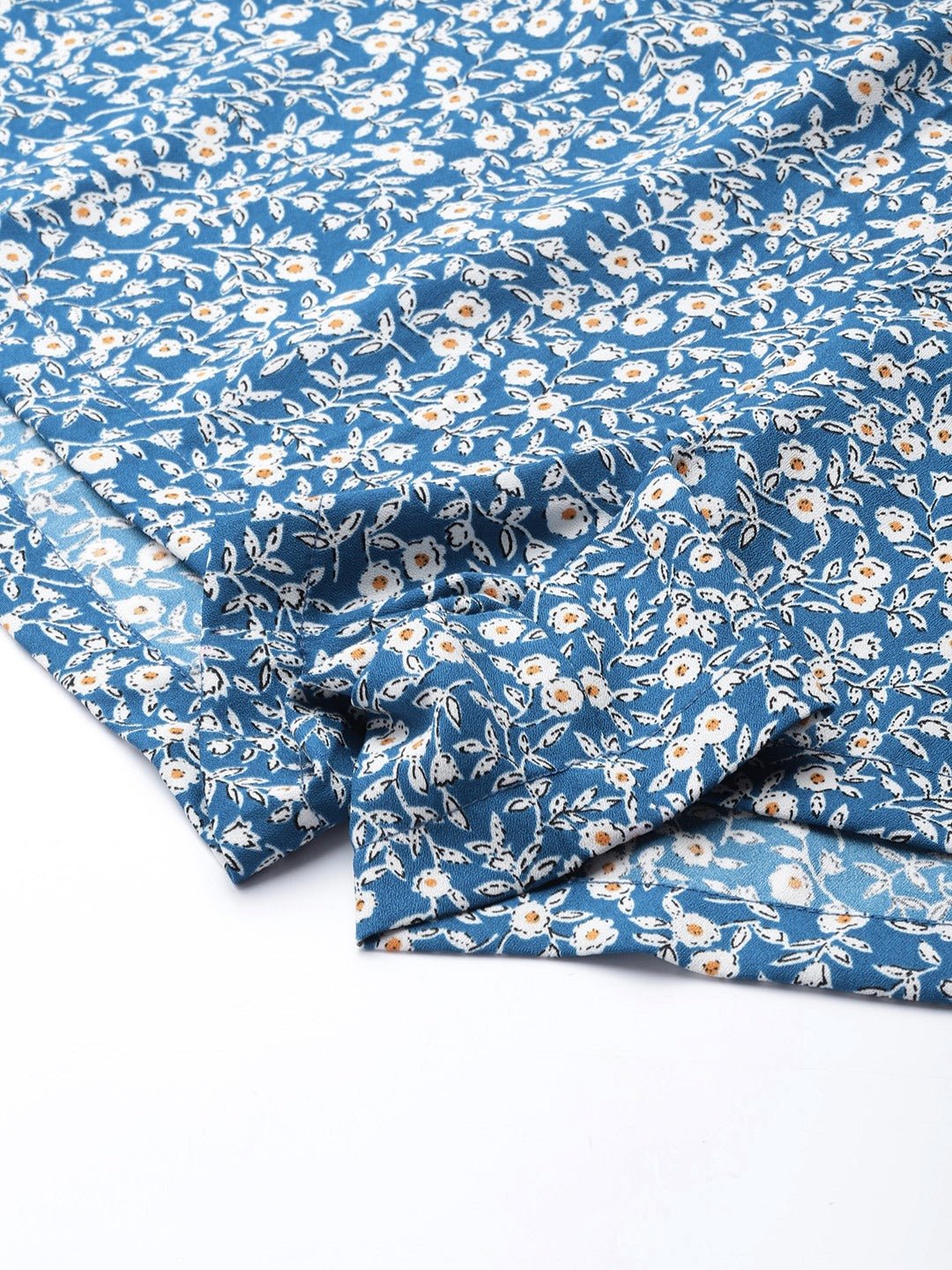 Folk Republic Women Blue & White Floral Printed Tie-Up High-Rise Waist Slip-On Mini Shorts - #folk republic#