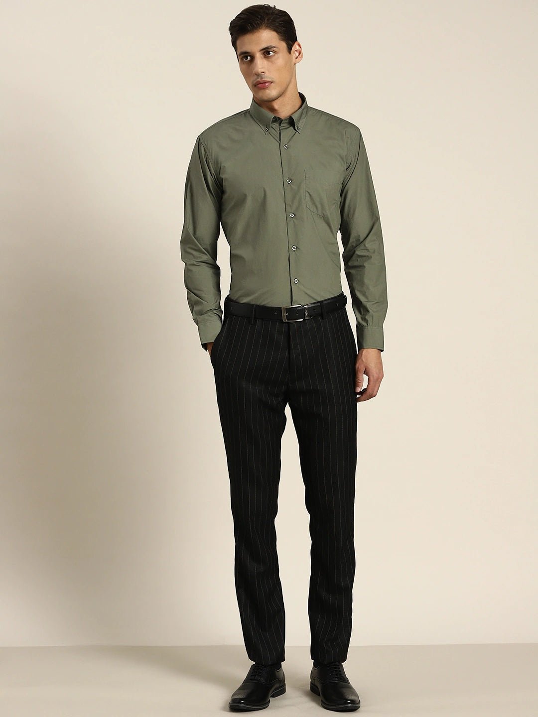 Men Dark Green Solids Pure Cotton Slim Fit Formal Shirt - #folk republic#